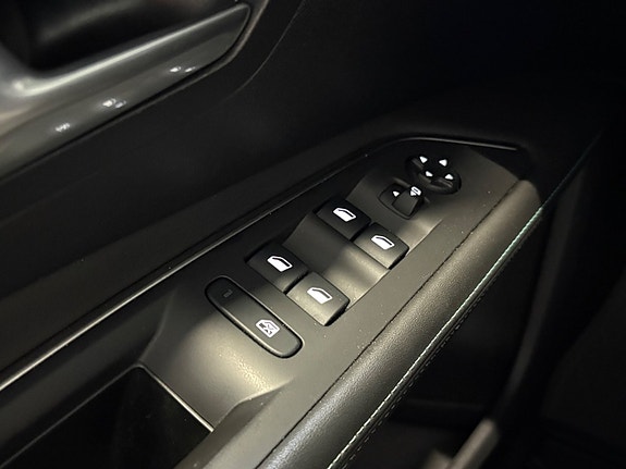 Peugeot 3008 15 of 23