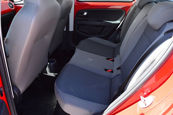 Volkswagen Up! Cross 9 of 11