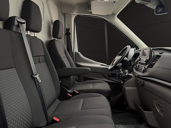 Ford Transit 22 of 27
