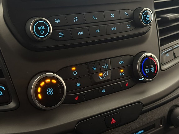 Ford Transit 21 of 28