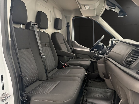 Ford Transit 23 of 28