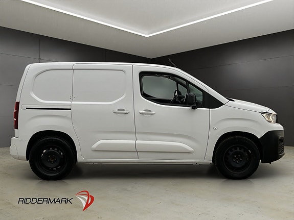 Peugeot e-Partner 2 of 30