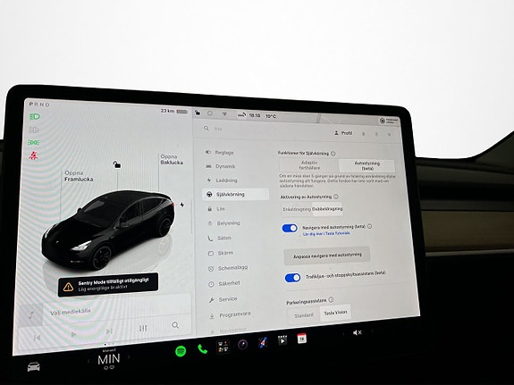 Tesla Model Y 20 of 29