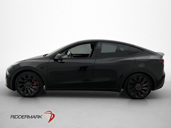 Tesla Model Y 8 of 29