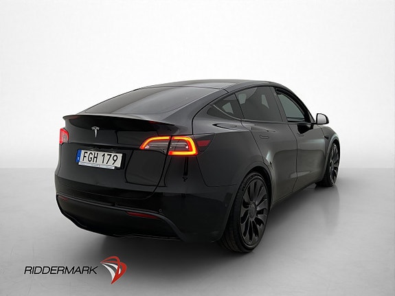 Tesla Model Y 5 of 29