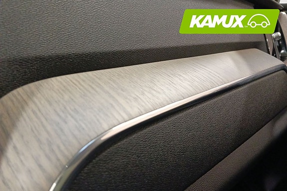 Volvo XC60 22 of 24