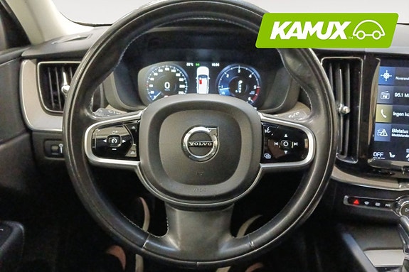 Volvo XC60 12 of 24