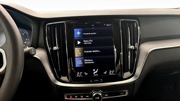 Volvo V60 Cross Country 12 of 13
