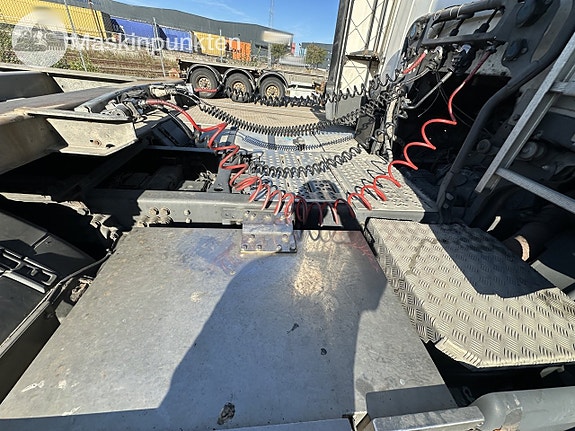 Scania r480 dragbil 19 of 27