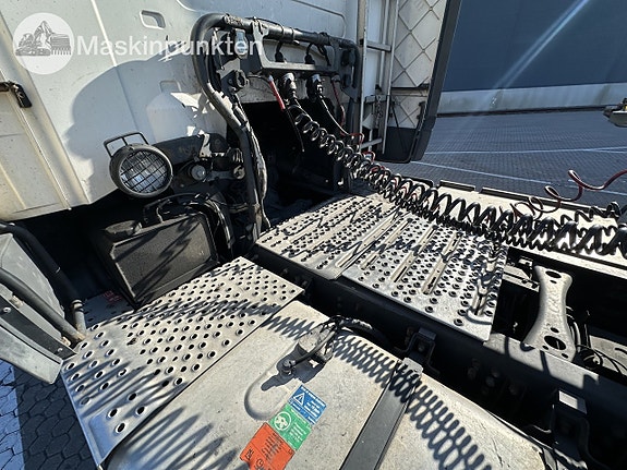 Scania r480 dragbil 13 of 27