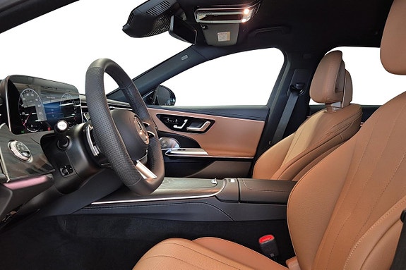 Mercedes-Benz E300 de 12 of 13