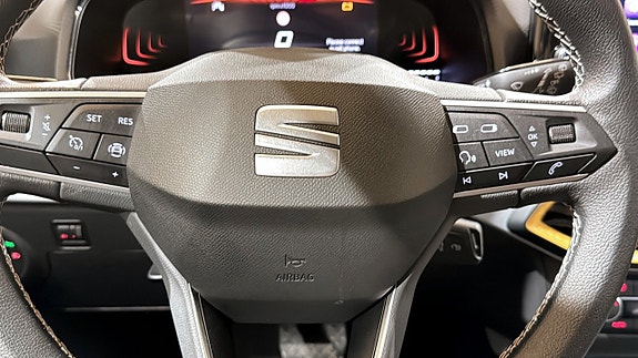 Seat Arona 15 of 18