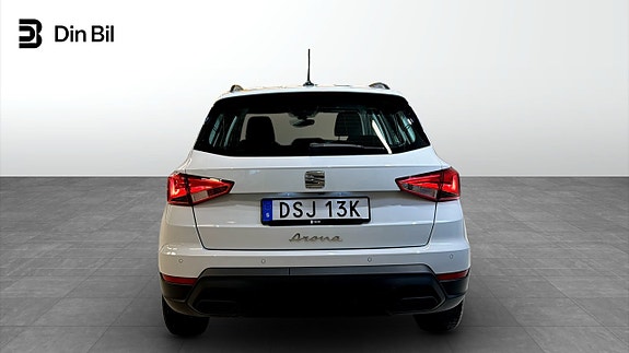 Seat Arona 5 of 18