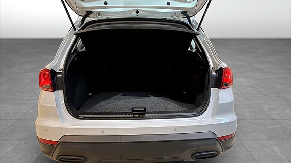 Seat Arona 12 of 18
