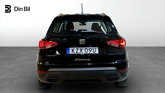 Seat Arona 5 of 18