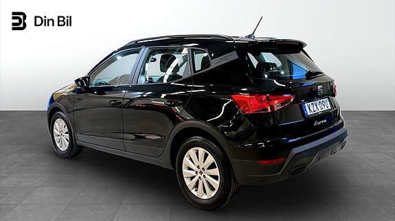 Seat Arona 3 of 18