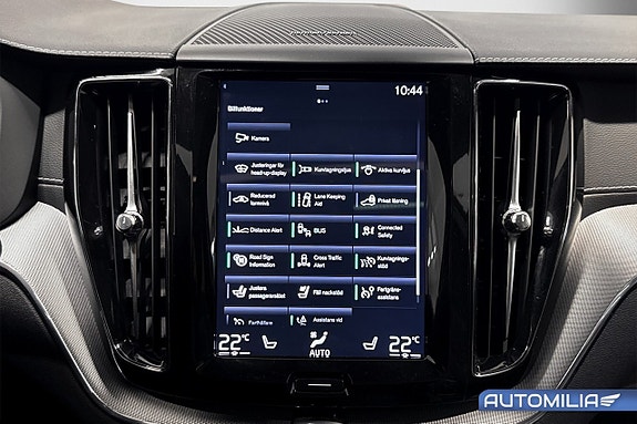 Volvo XC60 14 of 24