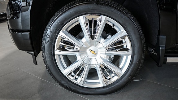 Chevrolet Silverado EV 14 of 30