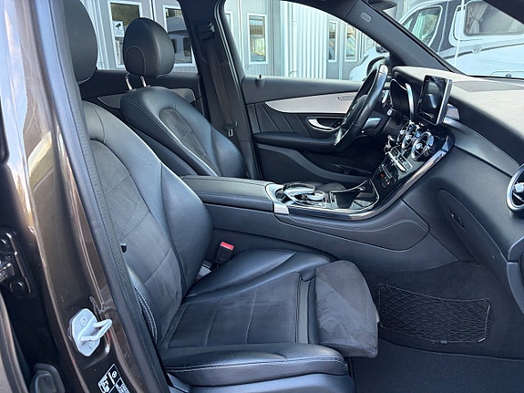 Mercedes-Benz GLC220 d 13 of 20