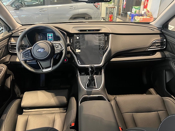 Subaru Outback 5 of 13