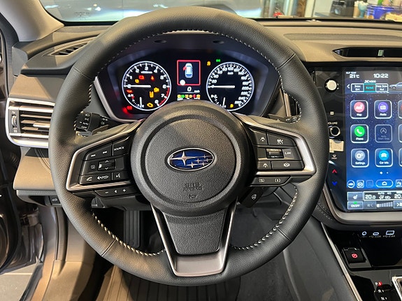 Subaru Outback 8 of 13
