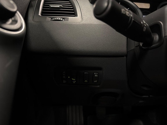 Renault Megane 13 of 15