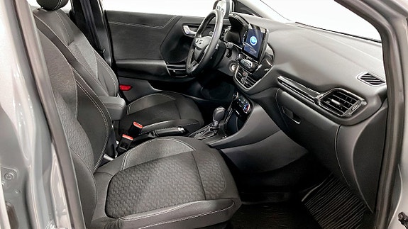 Ford Puma 3 of 9