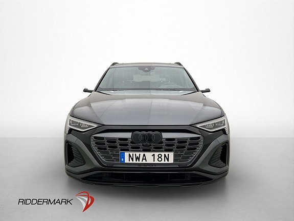 Audi Q8 3 of 30