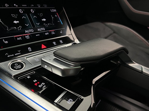 Audi Q8 27 of 30
