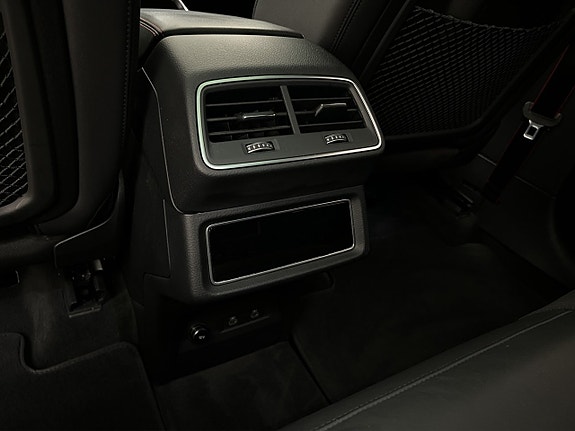 Audi Q8 28 of 30