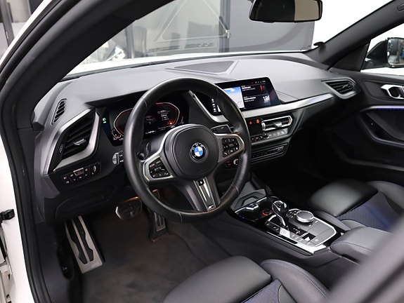 BMW 220d 16 of 30