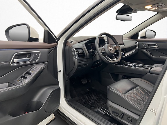 Nissan X-Trail 12 of 30