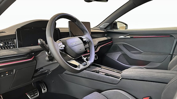 Skoda Superb 7 of 15