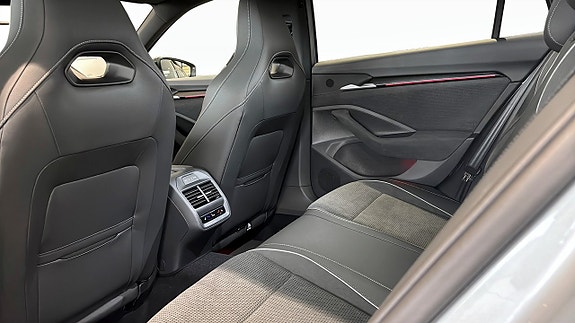 Skoda Superb 13 of 15