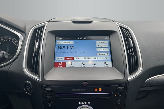 Ford S-MAX 13 of 18