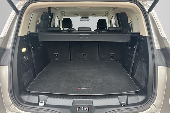 Ford S-MAX 9 of 18