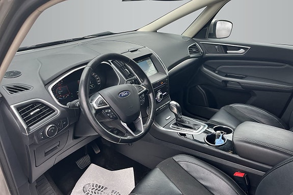 Ford S-MAX 10 of 18