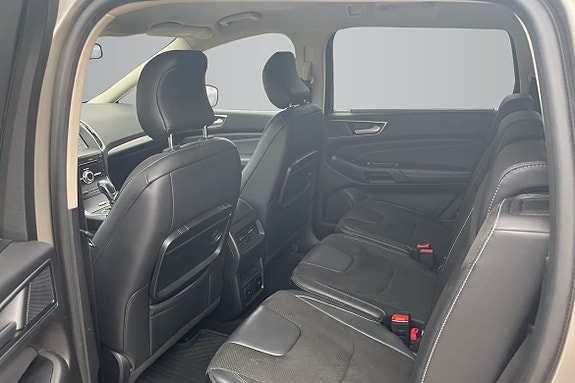 Ford S-MAX 11 of 18