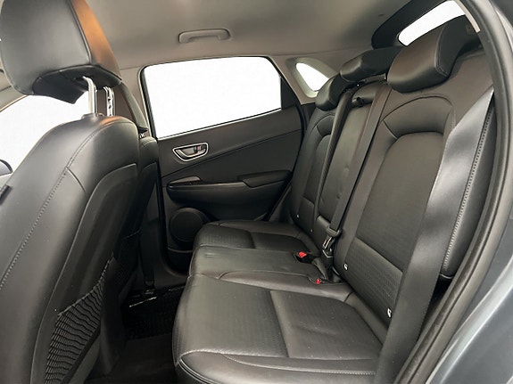 Hyundai Kona 24 of 30