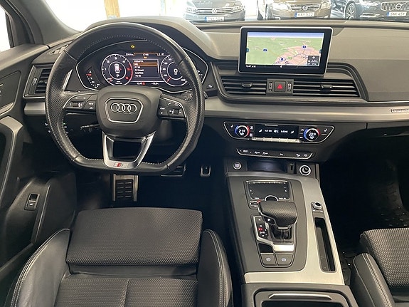 Audi Q5 13 of 26
