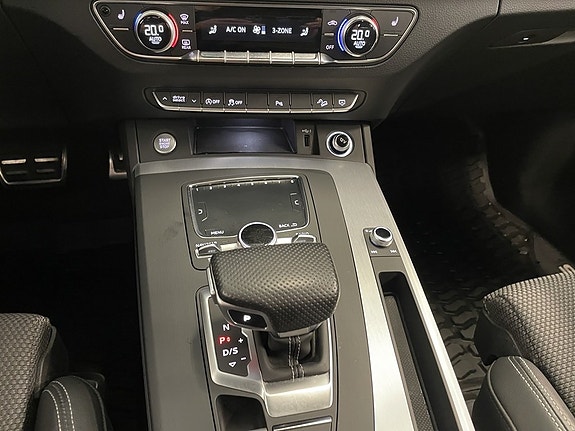 Audi Q5 20 of 26