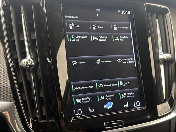 Volvo V90 24 of 30