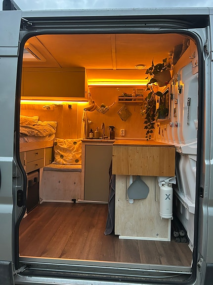 Peugeot Boxer 8 of 15