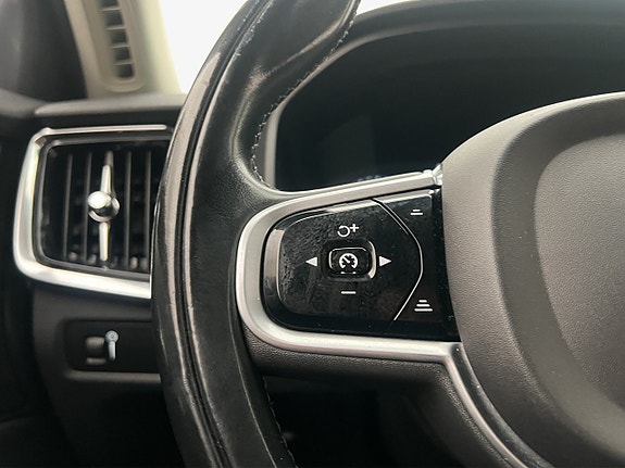 Volvo V90 21 of 30