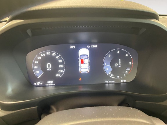 Volvo XC40 12 of 26