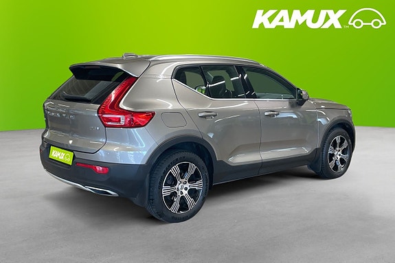 Volvo XC40 4 of 26