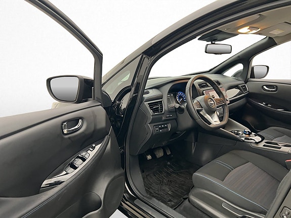 Nissan Leaf 12 of 30