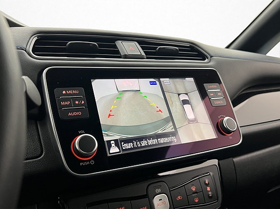 Nissan Leaf 24 of 30