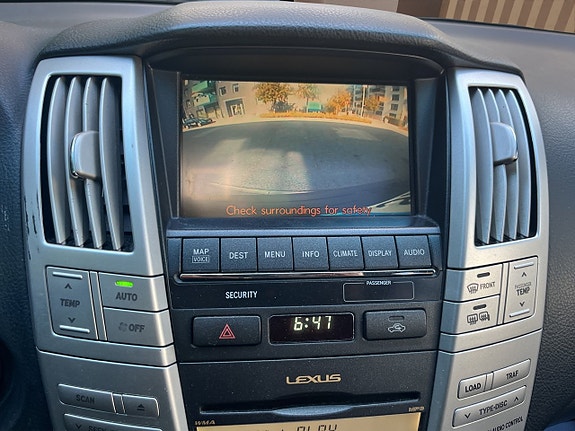Lexus RX400h 17 of 17