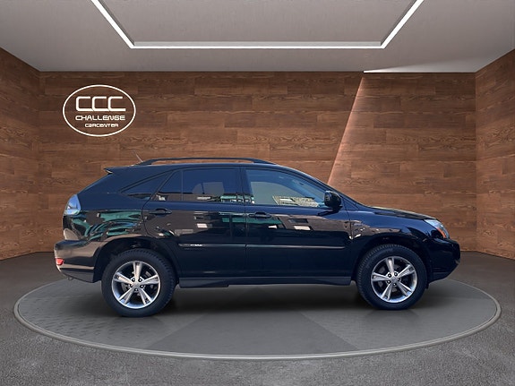 Lexus RX450h+ 3 of 22